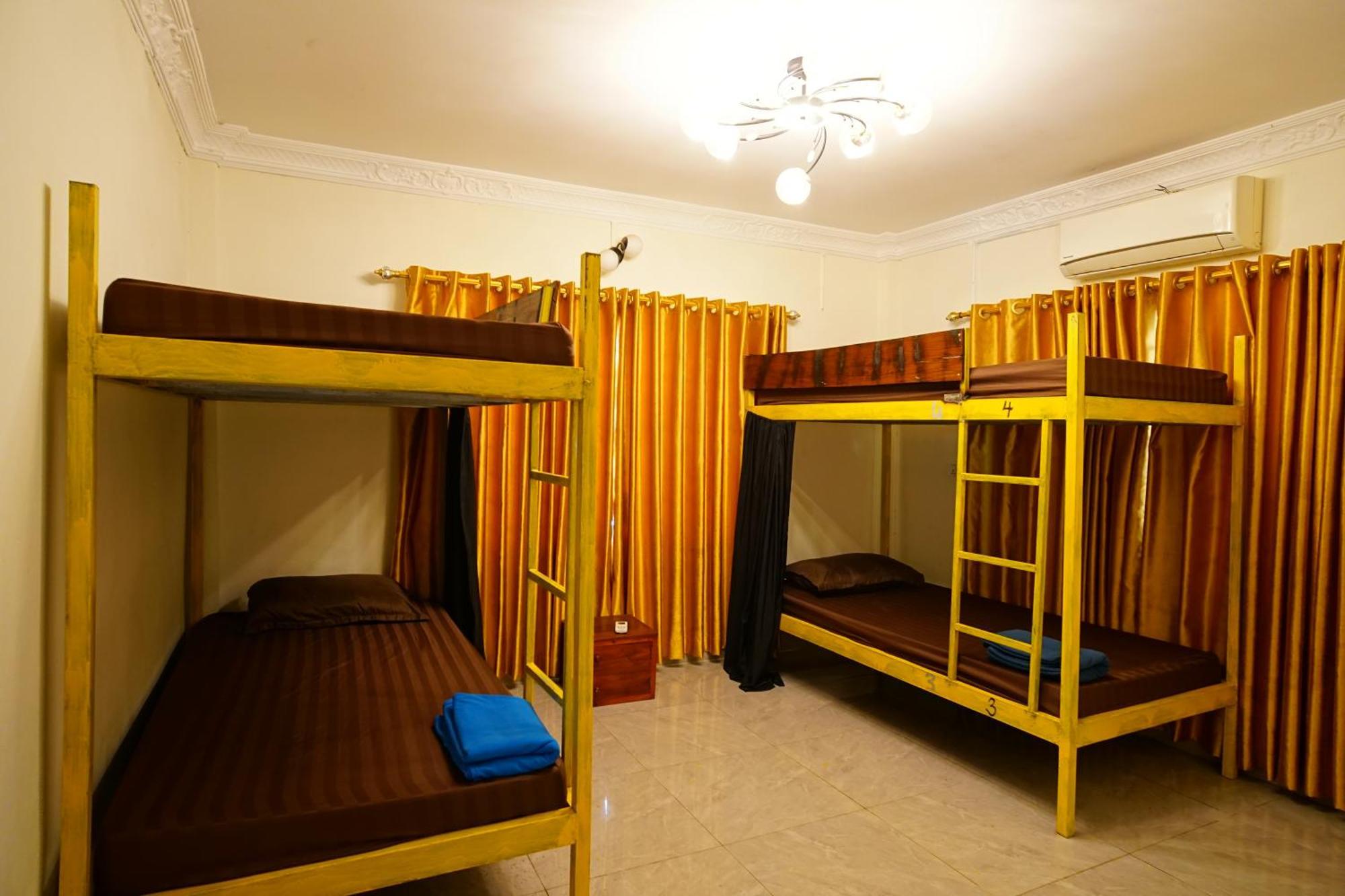 Yellow Star Hostel Kampot Esterno foto